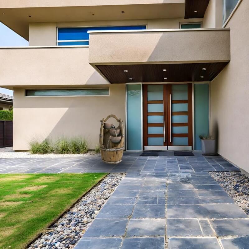 Dekorační fontána v dřevěném a elegantním stylu